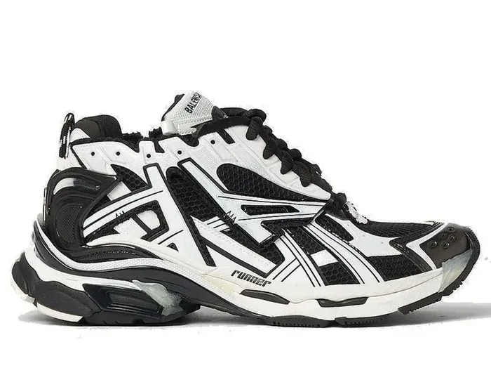 White & Black Balenciaga Runners'
