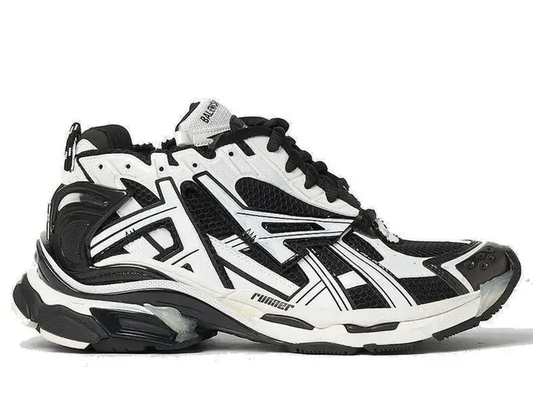 White & Black Balenciaga Runners'